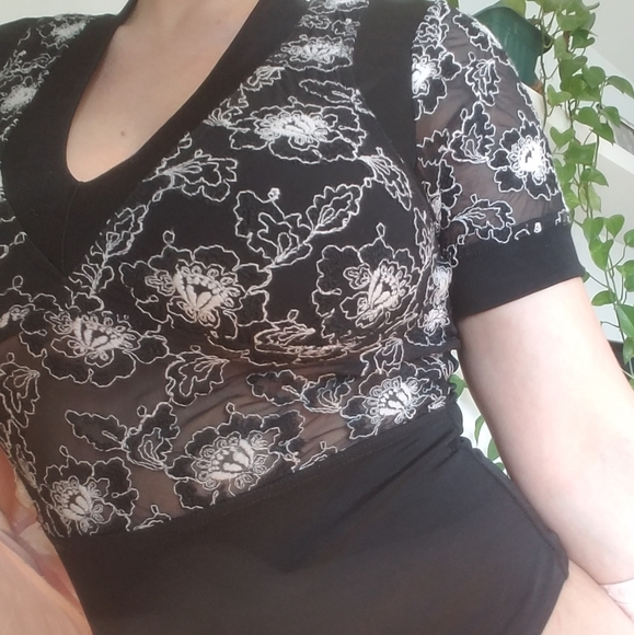 Vintage Parisian Floral bodysuit - Picture 5 of 8